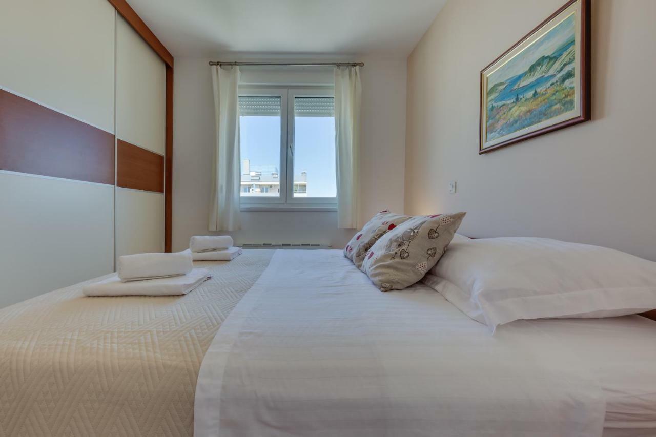 Apartment Pavic - Private Parking Zadar Ngoại thất bức ảnh